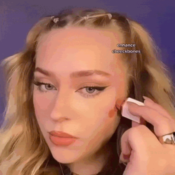 رژگونه مایع مات شیگلم مدل Color Bloom